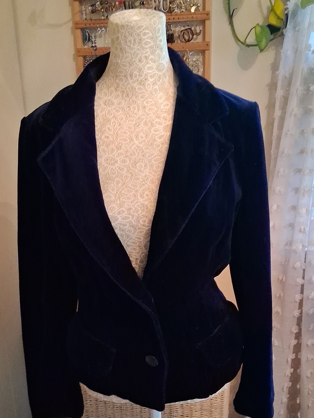 Vintage Act III Dark Blue Velvet Blazer. Fits Like A Small/med